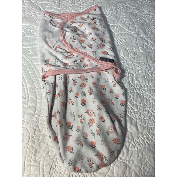 Swaddle Me SM/MED - Picture 1 of 4